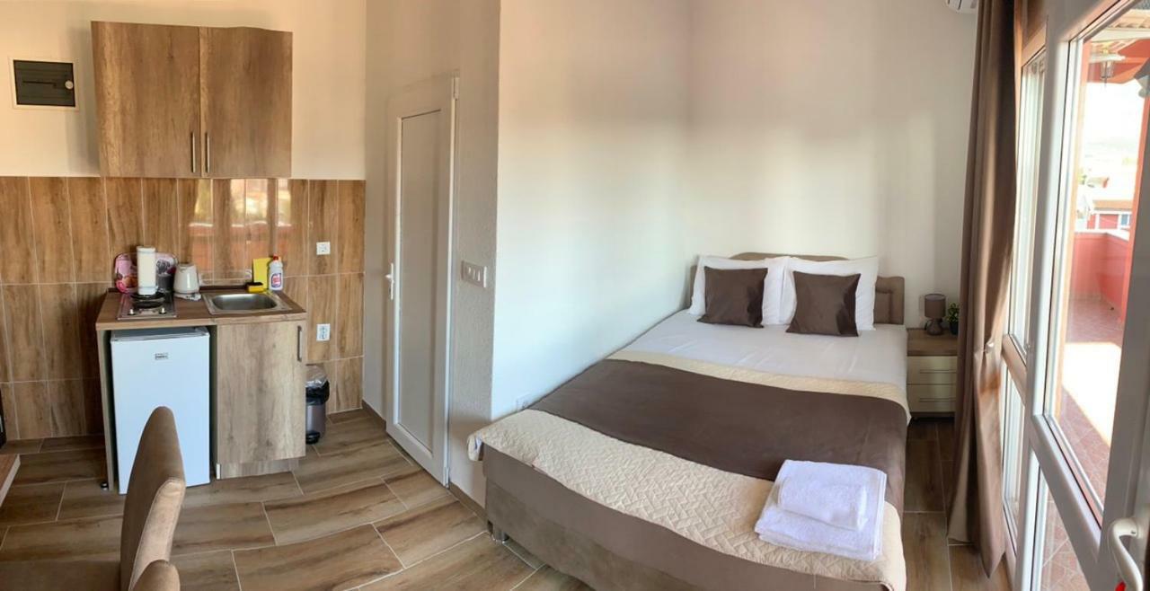 Apartments Nikicic Bar Ngoại thất bức ảnh
